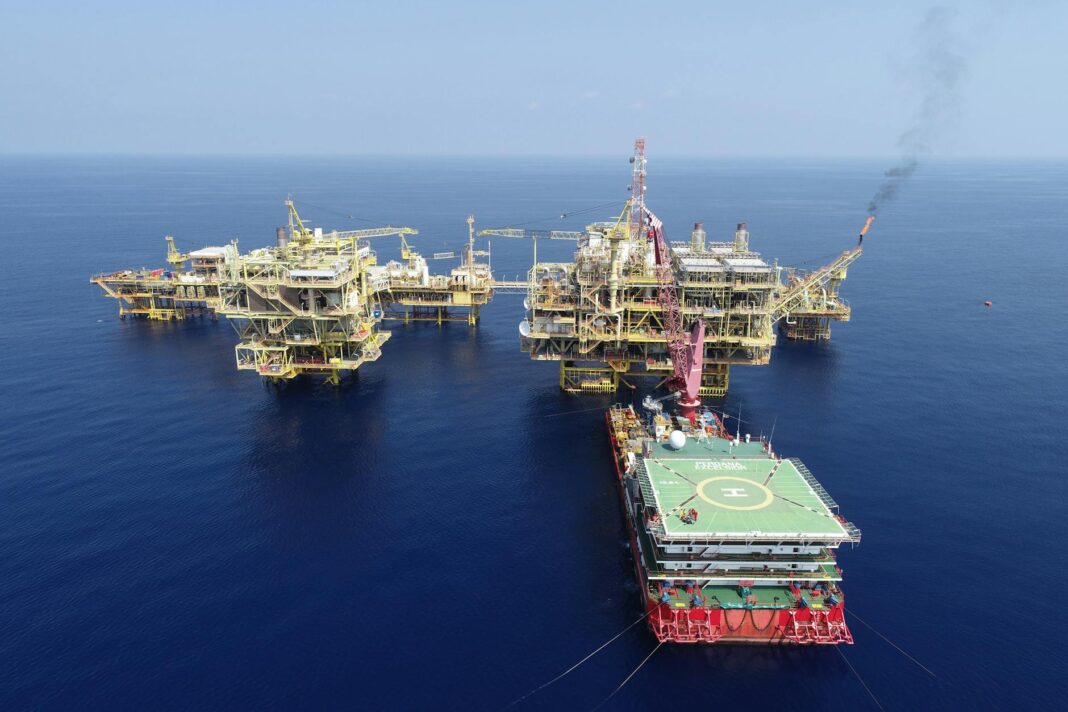 Nigeria: At Least $84.52 billion (N11.56 trillion) Excess Crude Fund Unaccounted for in 8 years – PremiumTimes Investigation – NewsRescue.com