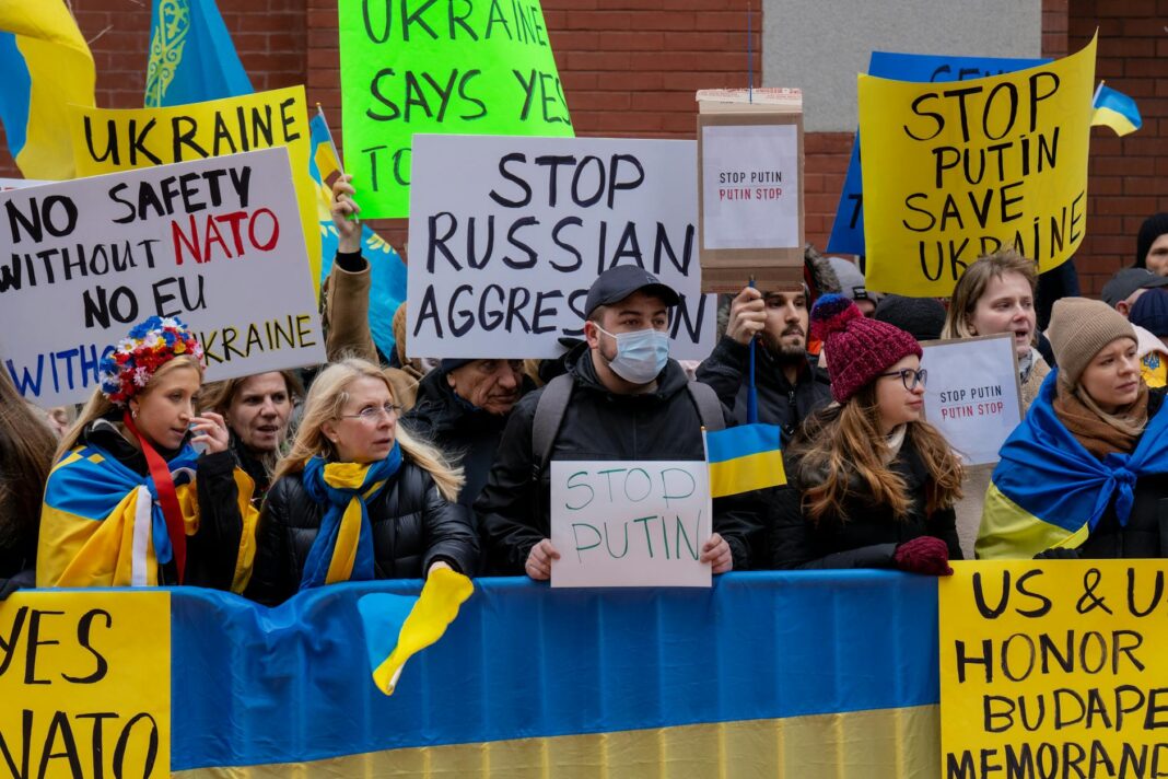 Pence says if US wavers in supporting Ukraine, America may need to fight