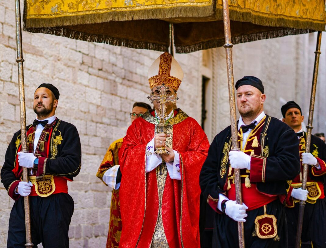 Religious Leaders Should Join The Fight Against Corruption, by David Dimas