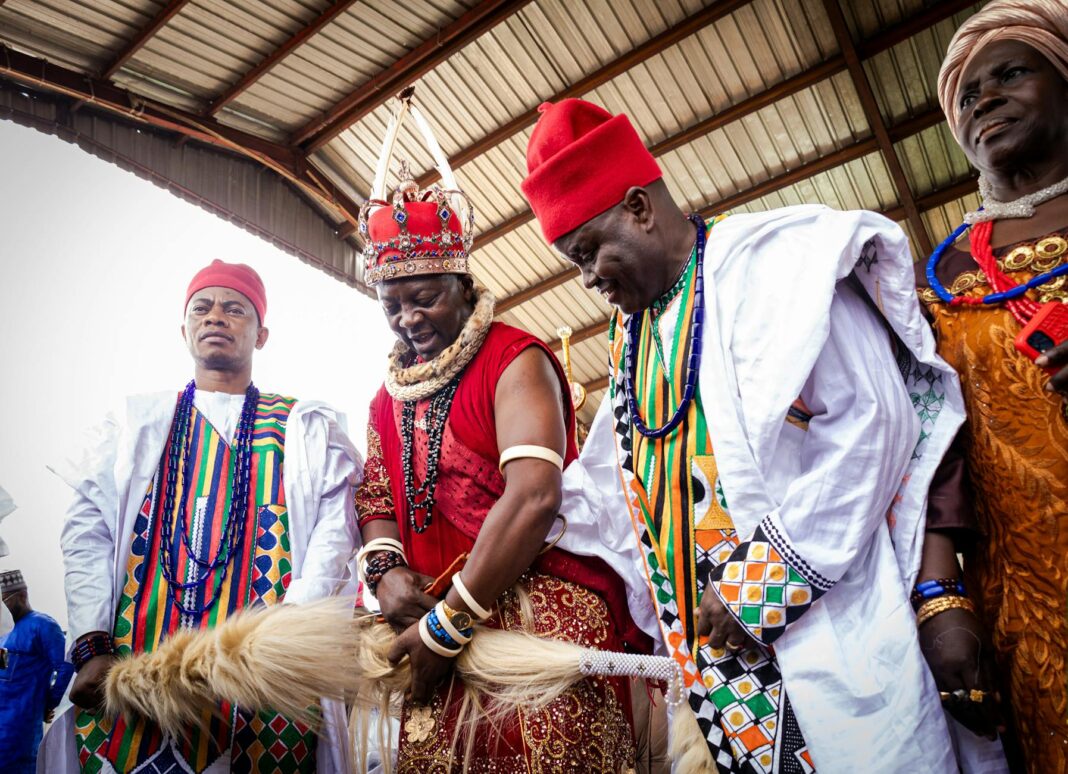 See How The President of Nigeria Compares To Obama and Hollande of France – NewsRescue.com