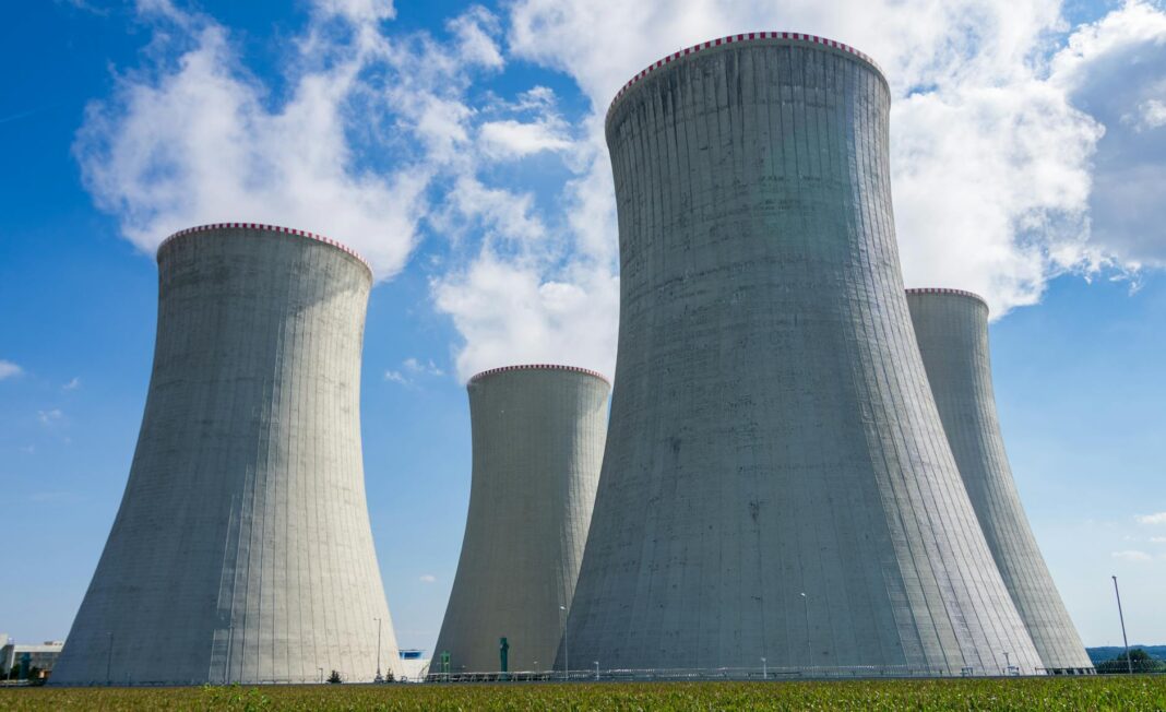 Shah, The Revolution, Nuclear Ambition And The Error of Antagonizing Iran – NewsRescue.com