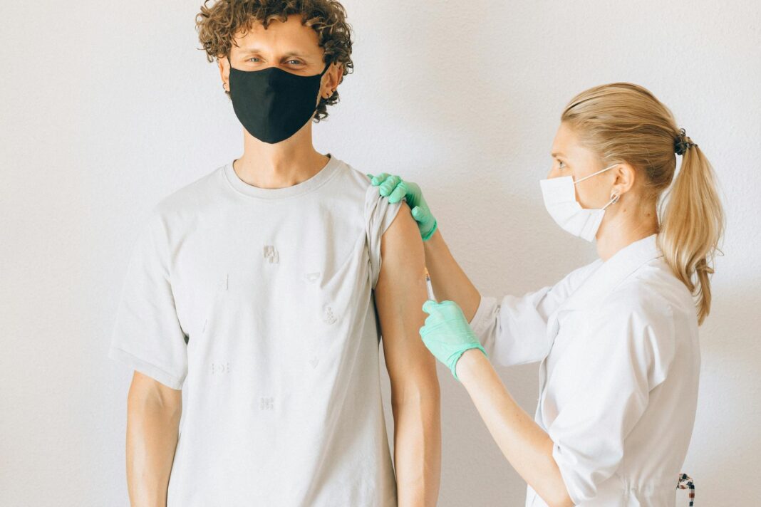VIDEO: ‘Informed’ Man Challenges Vaccinators on Why They Called Shot “Safe”